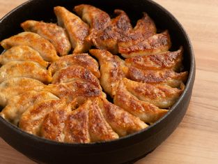 Hakata Tetsunabe Infinite Dumplings